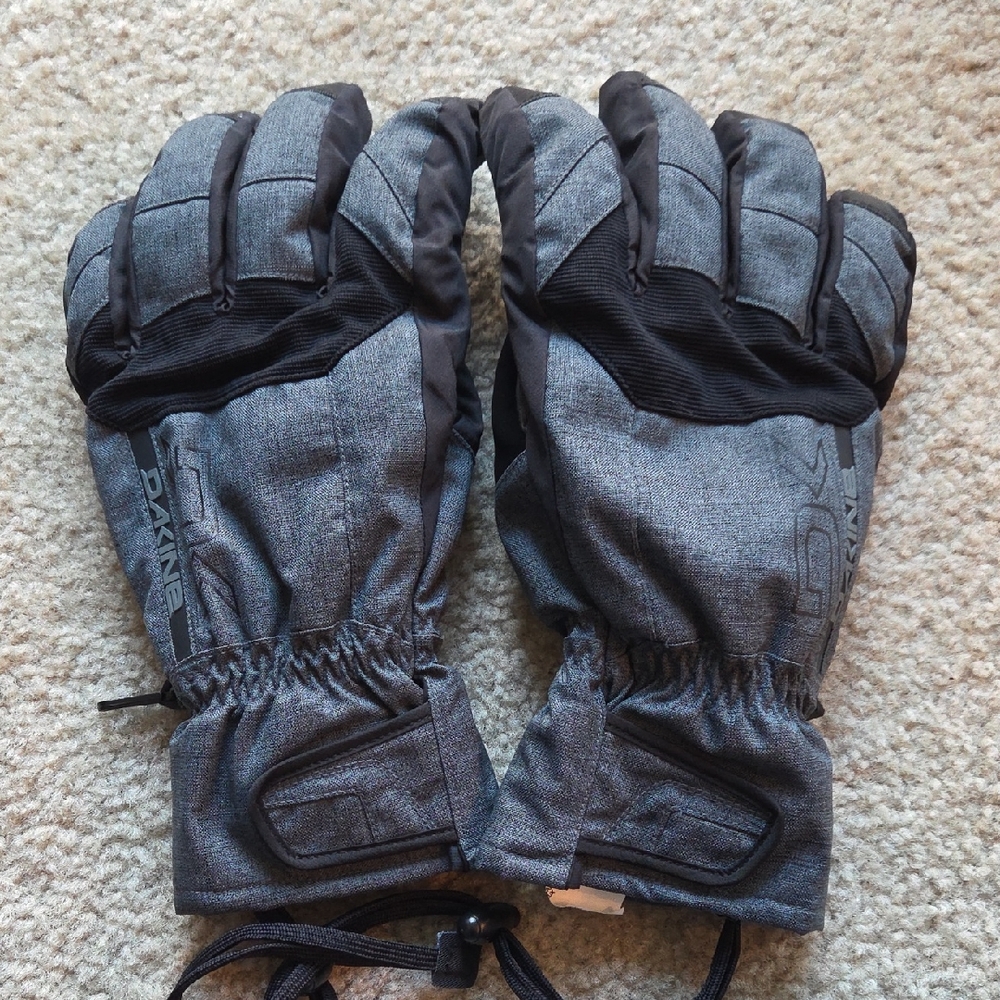 Dakine Charcoal and Black Winter Gloves